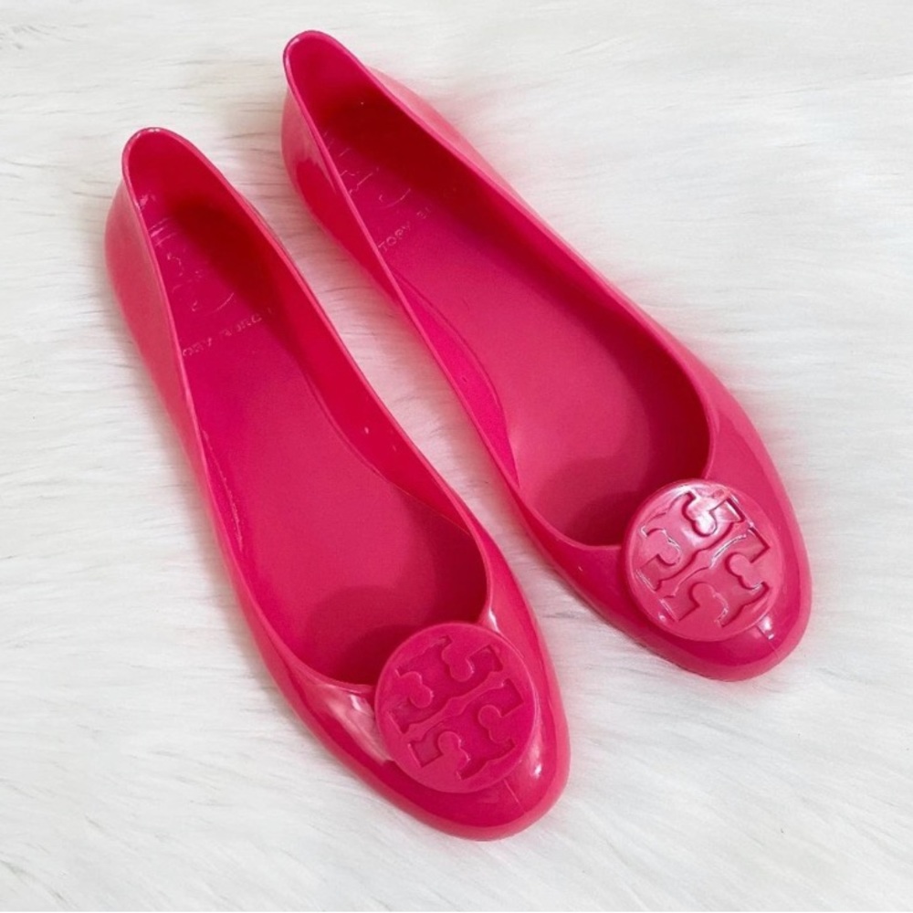 Tory Burch Neon Pink Reva Jelly Ballet Flats T Charm Detail Round Toe Size 11